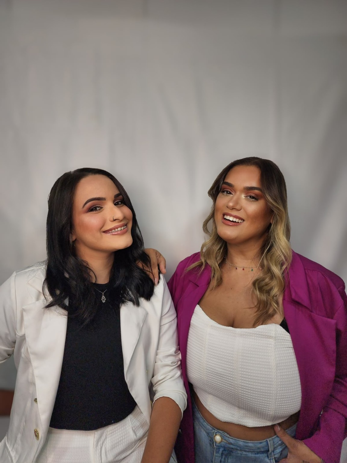 As duas profissionais do COUSINS juntas